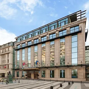 https://ramada-majestic.bucharesthotelsnow.com
